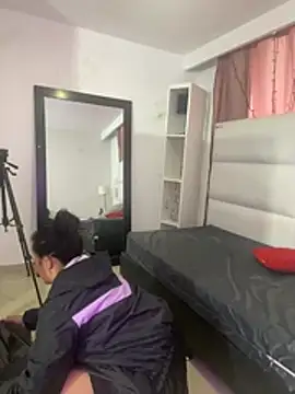 Snapshot of Stefyrossy chatting on March 13, 2:34 pm Stefyrossy online show from March 13, 2:34 pm