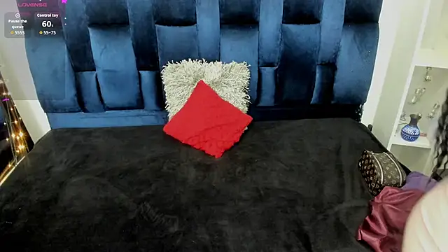 Snapshot of Stefyrossy chatting on April 11, 10:52 am Stefyrossy online show from April 11, 10:52 am