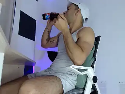 Carringtonhot online show from December 22, 10:36 pm