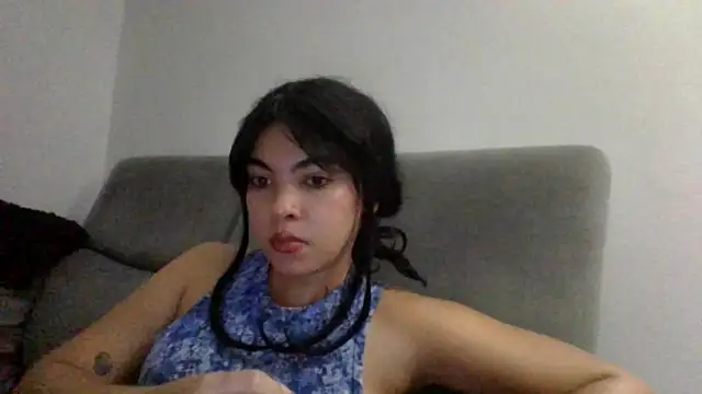 Kiri Cutee online show from December 6, 5:53 am