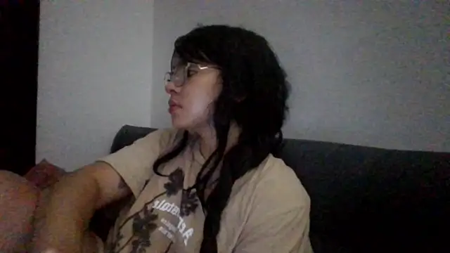 Kiri Cutee online show from January 26, 6:49 am