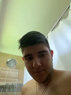 Yann 18 online show from October 26, 8:59 pm