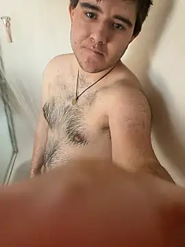 Yann 18 online show from May 3, 9:43 pm