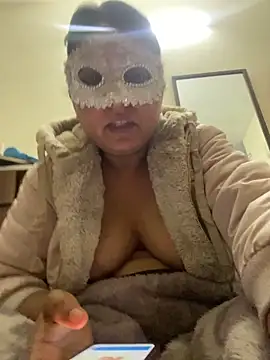 Snapshot of kamayanisingh24 chatting on February 28, 7:14 pm kamayanisingh24 online show from February 28, 7:14 pm