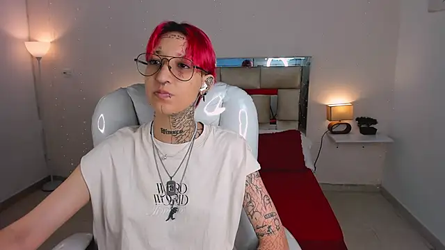 ravengreen  online show from January 25, 7:49 pm