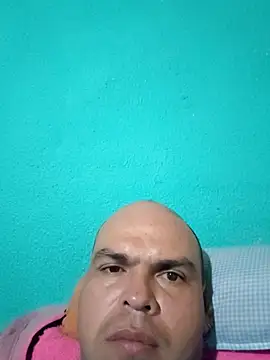 Snapshot of Camilo-31RI chatting on February 9, 11:14 am Camilo-31RI online show from February 9, 11:14 am