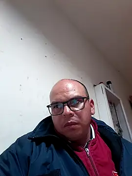 Snapshot of Camilo-31RI chatting on February 11, 4:17 am Camilo-31RI online show from February 11, 4:17 am