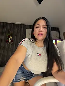 Abril10  online show from February 18, 2:35 pm