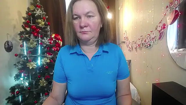 HolyMilfa online show from December 18, 10:30 am