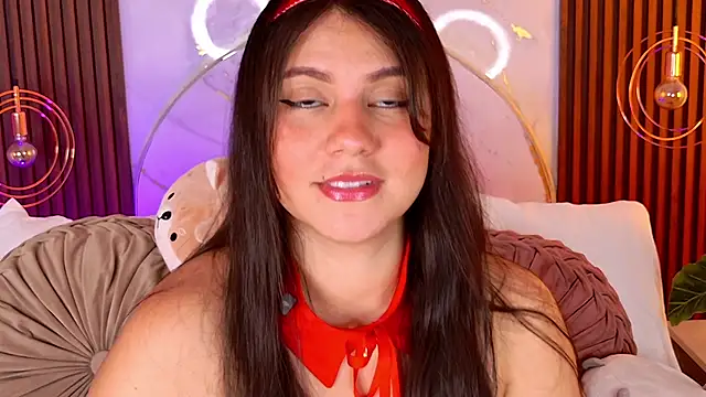 pamelajons  online show from April 10, 12:21 pm