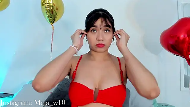 Maia W10 online show from March 6, 6:37 pm