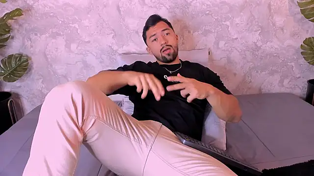 Regan   online show from March 13, 4:38 am