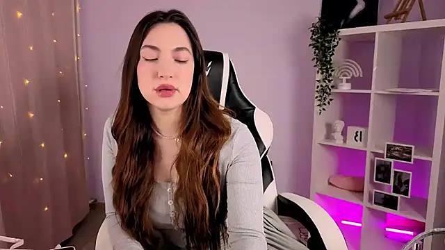 MelissaLovvv online show from September 28, 1:22 am