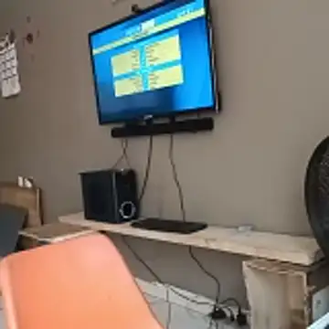 bigtswakalaka online show from April 23, 11:42 am