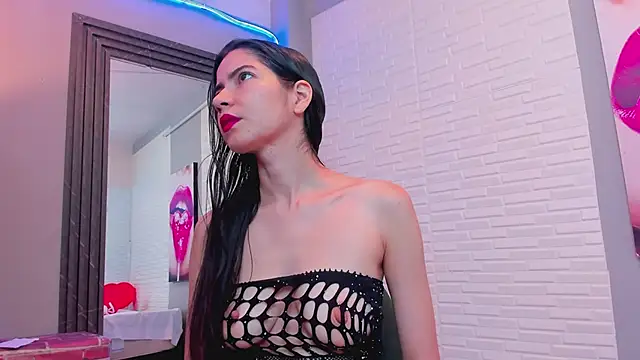 sweetieandjuicyy online show from February 20, 2:24 pm