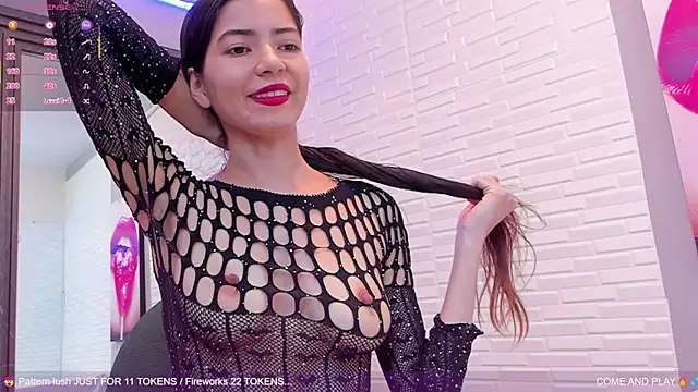 sweetieandjuicyy online show from March 13, 3:17 pm