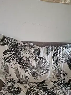 Snapshot of DaneLoveSexy chatting on February 15, 9:38 am DaneLoveSexy online show from February 15, 9:38 am