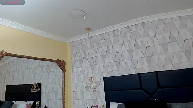 JustinePerry online show from March 6, 4:08 am