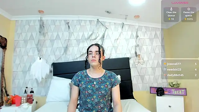 JustinePerry online show from October 27, 3:32 am