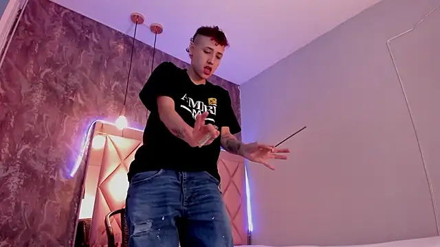 megan 100 online show from January 21, 7:06 pm