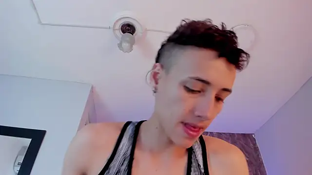 megan 100 online show from March 16, 1:28 am