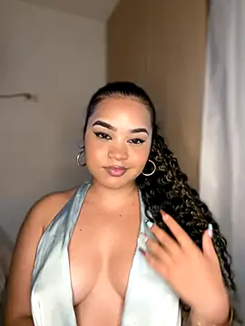 Lucy wilson5 online show from November 7, 3:28 am