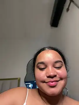 Lucy wilson5 online show from February 4, 8:14 pm