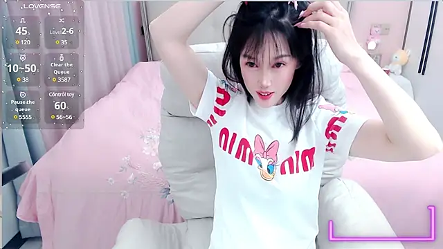 miduo520666 online show from March 19, 1:40 pm