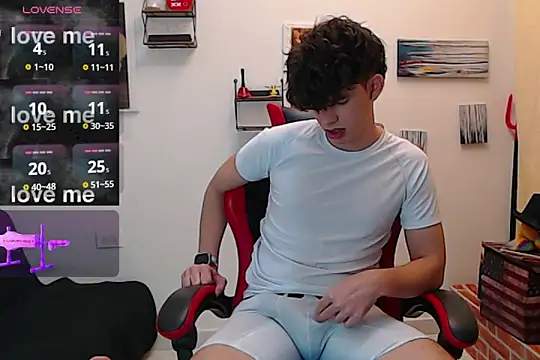 Angelo-cianuro- online show from December 1, 10:15 pm