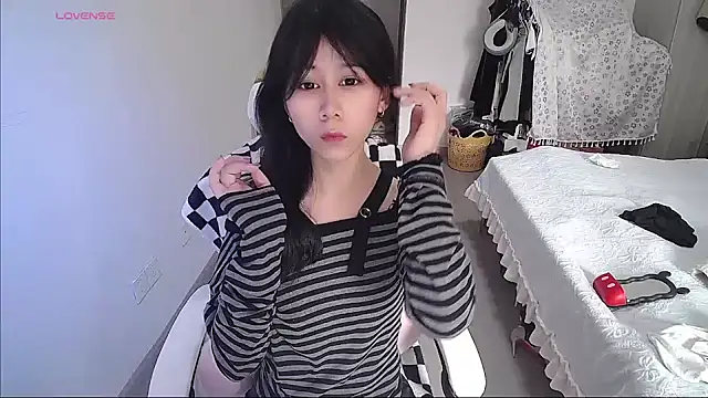 CN-Doudou online show from April 13, 3:23 am