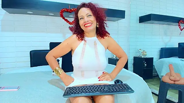 Snapshot of Kasandra_Gomez chatting on September 25, 12:20 pm Kasandra Gomez online show from September 25, 12:20 pm