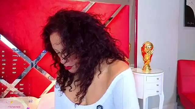 Kasandra Gomez online show from July 15, 12:21 pm