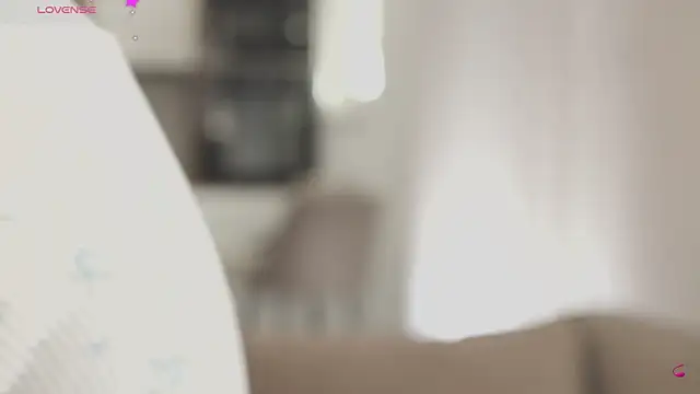 LikaBerry1 online show from April 5, 11:29 am