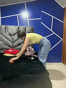 angel natural online show from March 11, 7:14 pm