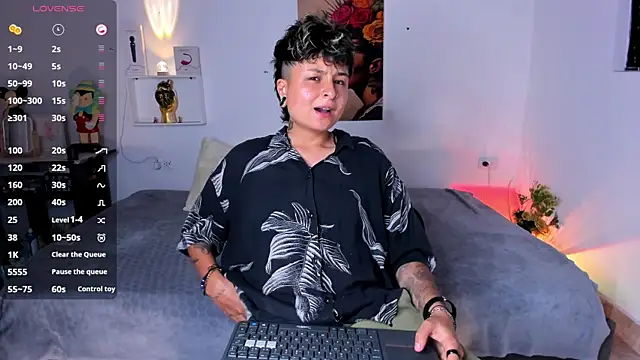 Snapshot of ZuryRamirez_ chatting on June 26, 11:42 pm ZuryRamirez online show from June 26, 11:42 pm