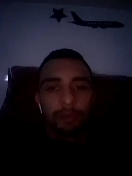 Hazembahloul online show from November 16, 11:32 pm