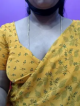 Vaishali90 online show from December 25, 9:33 pm