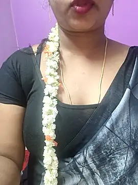 Vaishali90 online show from March 17, 8:18 am