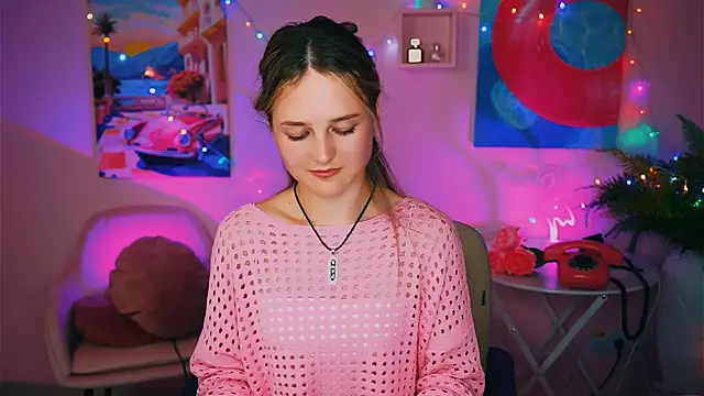 DeboraLarson online show from December 15, 7:53 pm