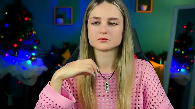 DeboraLarson online show from December 17, 3:50 am