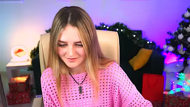 DeboraLarson online show from December 21, 7:13 am