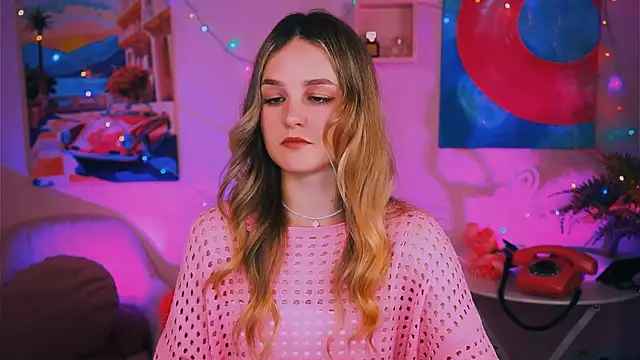 DeboraLarson online show from December 24, 7:06 am