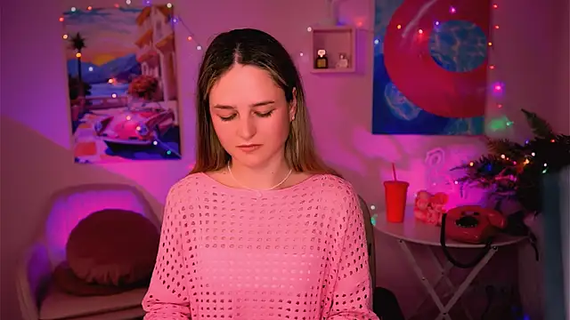 DeboraLarson online show from January 2, 7:12 am