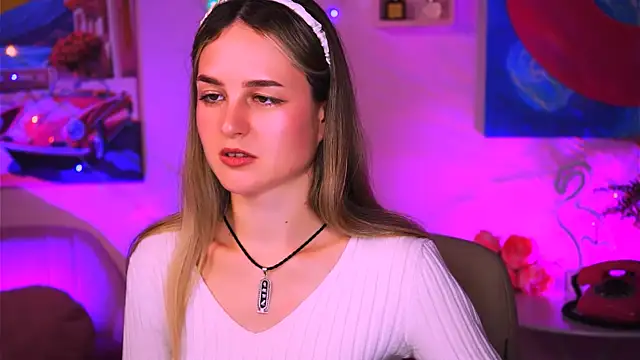 DeboraLarson online show from January 10, 2:55 pm