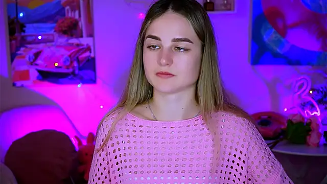 DeboraLarson online show from February 15, 10:33 am