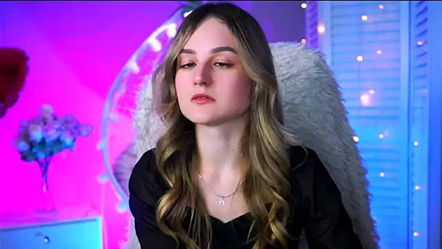 DeboraLarson online show from March 1, 4:22 pm