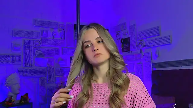 DeboraLarson online show from March 13, 7:17 pm