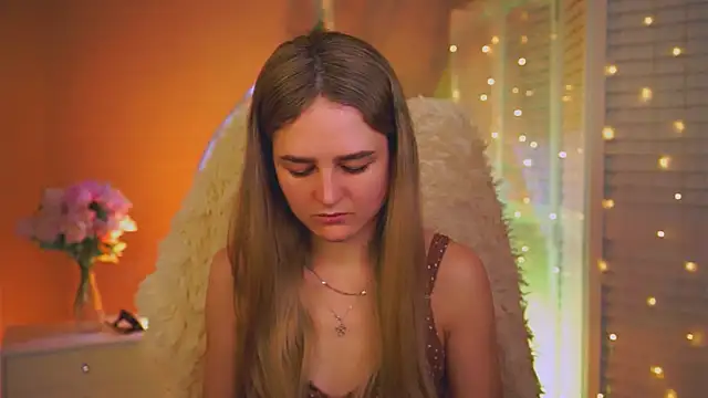 Snapshot of DeboraLarson chatting on March 1, 3:30 am DeboraLarson online show from March 1, 3:30 am