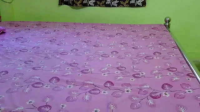 Snapshot of Couple_For_You18 chatting on March 19, 2:16 am Couple For You18 online show from March 19, 2:16 am