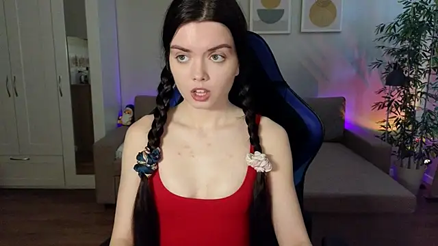 likeamoss online show from May 8, 8:52 am
